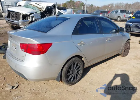 2010 Kia Forte Ex z USA, uszkodzony, nr VIN KNAFU4A24A5862810